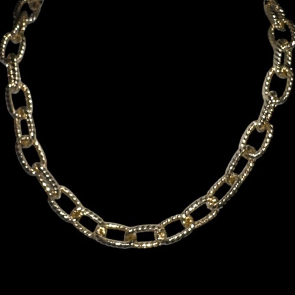 NWT 14k Gold PVD over titanium lightweight cable choker necklace. Adjusts
